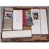 Image 1 : FLAT OF FOOTBALL CARDS