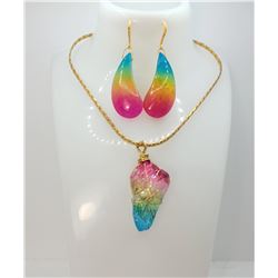 11)  GOLD TONE WIRE WRAPPED RAINBOW