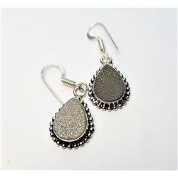 9)  SILVERY/GREY TITANIUM DRUZY DROP
