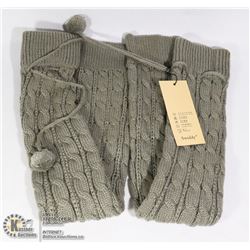 PAIR OF SWTDDY LEG WARMERS