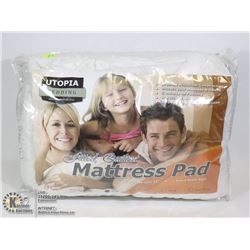 FITTED QUILTED MATTRESS PAD SIZE FULL