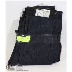 TWO PAIRS OF BLUE BLOOD WOMENS JEANS 28/32
