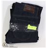 Image 1 : 2 PAIRS OF BLUE BLOOD 27/34 BLUE JEANS