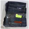 Image 1 : TWO PAIRS OF BLUE BLOOD WOMENS JEANS 28/32