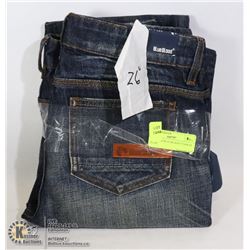 2 PAIRS OF BLUE BLOOD 27/34 BLUE JEANS