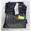 Image 1 : 2 PAIRS OF BLUE BLOOD 27/34 BLUE JEANS
