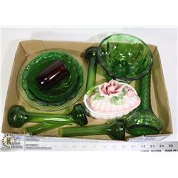 FLAT WITH ASSORTED GLASSWARE