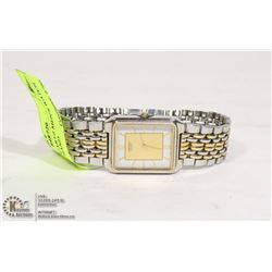 VTG SEIKO QUARTZ MEN'S WATCH W/ ST. STEEL BAND