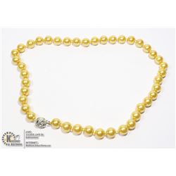 #203-SEA SHELL PEARL NECKLACE 17.5"/10mm