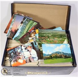 USA POSTCARDS IN BLUE SHOEBOX