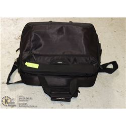 TARGUS TRAVEL BAG PADDED LAPTOP SLOT