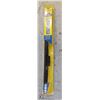 Image 1 : GENUINE MICHELIN WIPER BLADE SIZE: 17"