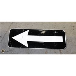 ONE WAY TRAFFIC REFLECTIVE METAL SIGN