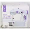 Image 1 : MINI SEWING MACHINE