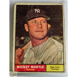 1961 TOPPS MICKEY MANTLE BASEBALL CARD 300