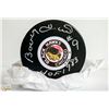 Image 1 : BOBBY HULL  SIGNED BLACKHAWKS LOGO HOCKEY PUCK
