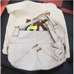 MICHAEL KORS PURSE WITH DUST BAG