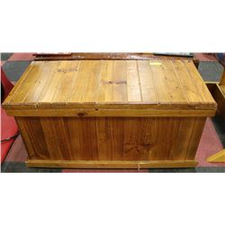 WOODEN BOX 37 X 18 X 18