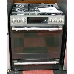 CAFE 30" INDUCTION AND CONVECTION RANGE