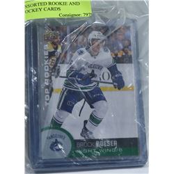 LOT OF ASSORTED ROOKIE AND INSERT HOCKEY CARDS