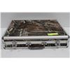 Image 1 : CAMO CASE WITH INTERNAL PADDING