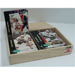 BOX OF 1991 PARKHURST HOCKEY CARDS