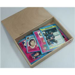 BOX OF 11 1979 OPC HOCKEY CARDS