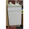 Image 1 : WHITE KITCHEN CABINET 20 X 24 X 36