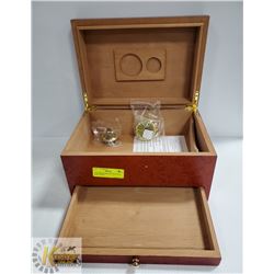 LTH -0206 HUMIDOR RUSTIC ROSE BURL FINISH