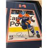 Image 2 : EDMONTON OILERS FRAMED SIGNED PHOTOS 34 X 24