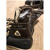 Image 2 : VINTAGE HOCKEY SKATES LOT