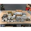 Image 1 : LOT OF MISC. CYLINDER / VALVE
