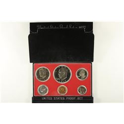 1977 US PROOF SET (WITH BOX)