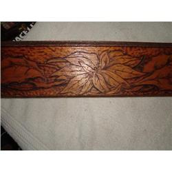 30" Flemish Poinsettia  Pyrography 971 Art Box,#1530173