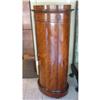 Image 1 : Bowfront Mah.Cylinder Cabinet #1541423
