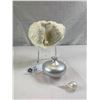Image 2 : Vintage Rabbit Fur Collar And Blown Glass Perfume Bottle