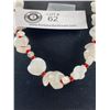 Image 3 : 1950's Translucent White Glass Bead Necklace