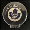 Image 1 : DARRYL SITTLER SIGNED MAPLE LEAFS HOCKEY PUCK