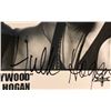 Image 2 : "HOLLYWOOD" HULK HOGAN SIGNED 8X10 PHOTO