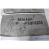 Image 2 : Mister Squeeze Metal Signs