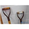 Image 2 : (7) Gardening Tools