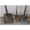 Image 2 : (5) Gardening Tools