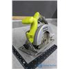 Image 3 : Ryobi Cordless 5.5" Circular Saw w/Battery - No Charger