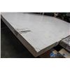 Image 2 : **White/Yellow Marble Slab