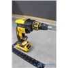 Image 2 : Dewalt Cordless 20V Drywall Screw Gun (Powers On)