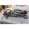 Image 5 : Motomaster 2.5 Ton Floor Jack w/Handle