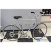 Image 2 : Men's Raleigh Racer Bike