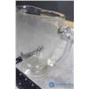 Image 3 : Vintage Clear Depression Glass Pitcher