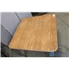 Image 2 : **Folding Table