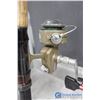 Image 5 : (2) Fishing Rods w/Reels